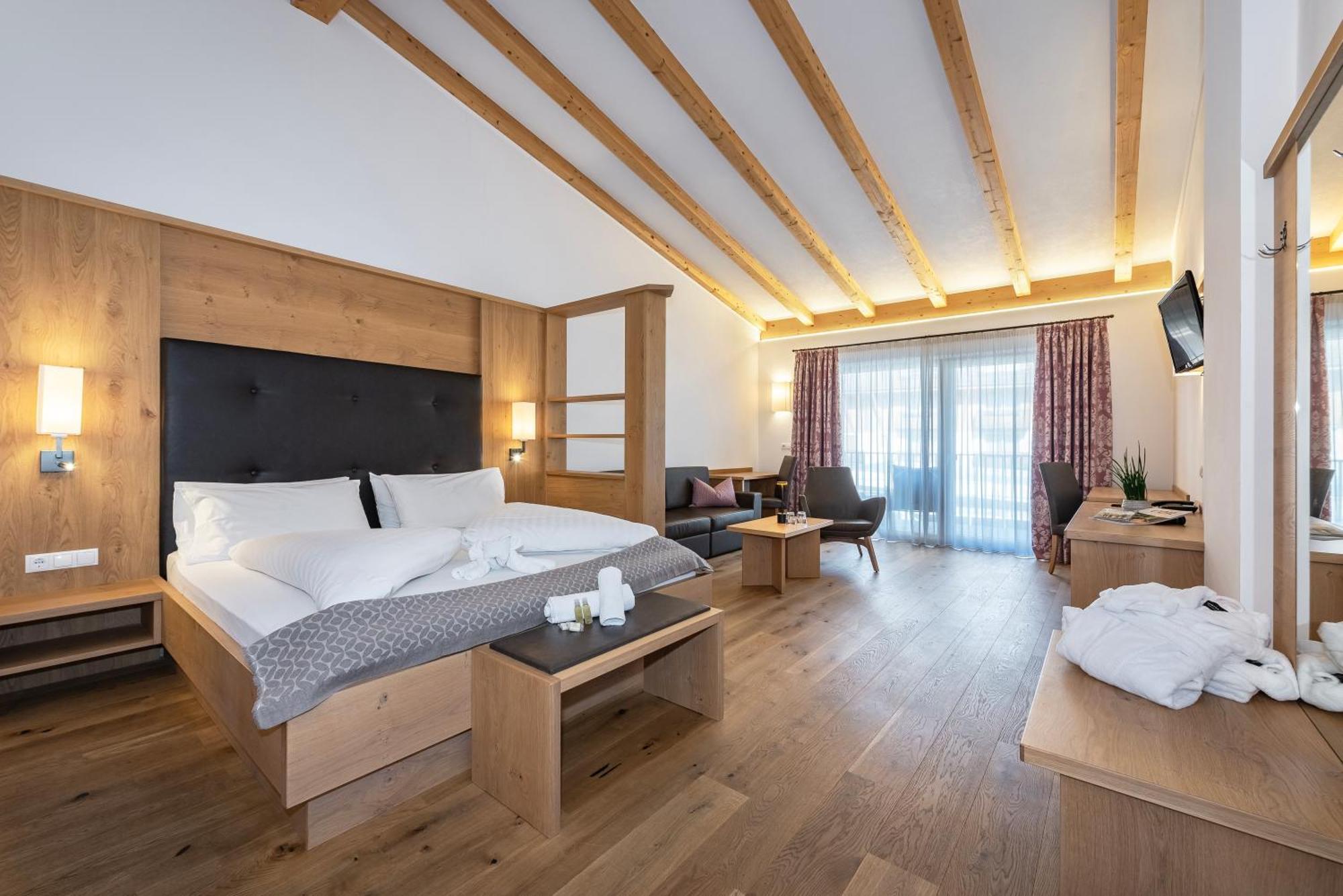 Hotel Langhof Natz-Schabs Esterno foto